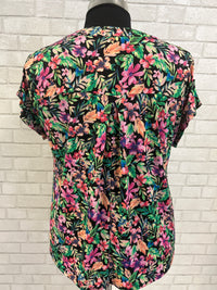 Dear Scarlett Short Sleeve Lizzie Top - Blk Floral