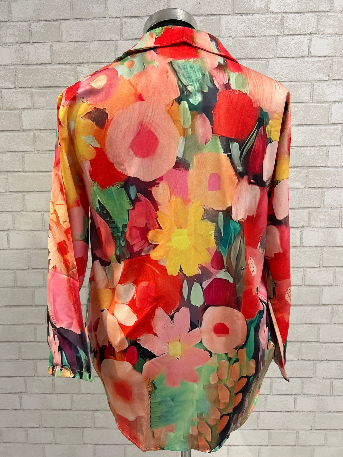 Floral 1/2 Button Blouse