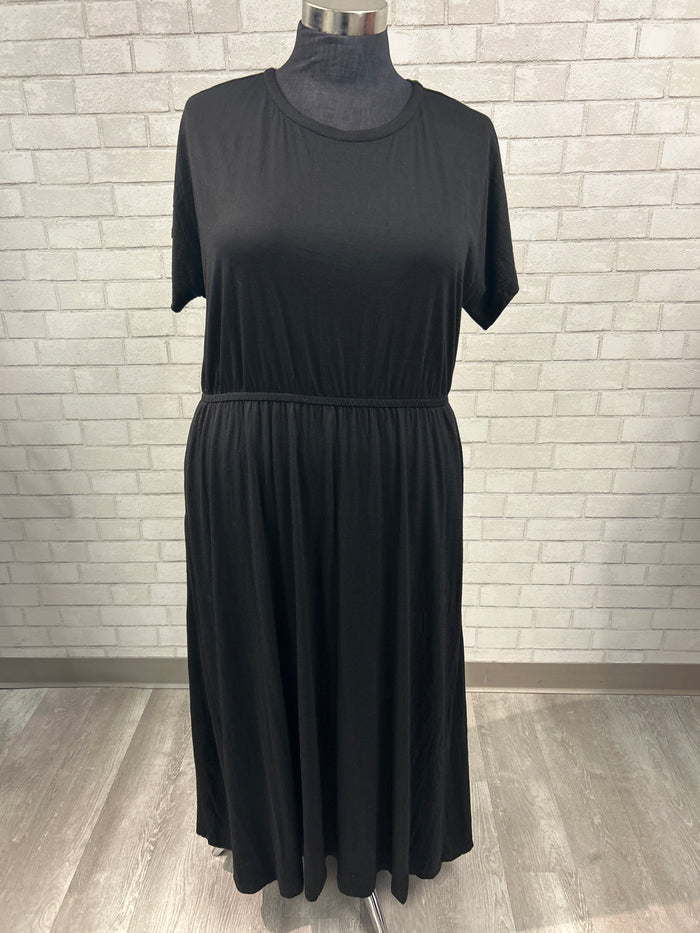 Wool& Black Short Sleeve Dress