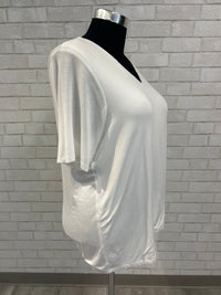 White V-Neck - Yesta
