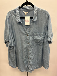 Denim Short Sleeve Button Up - Terra & Sky