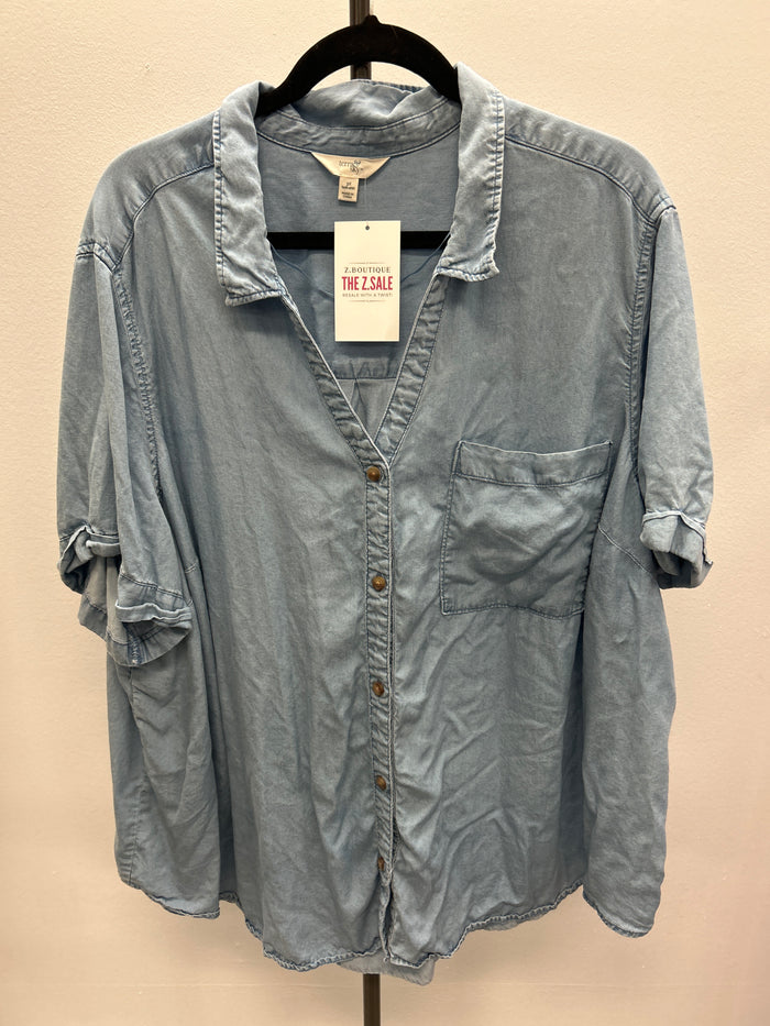 Denim Short Sleeve Button Up - Terra & Sky