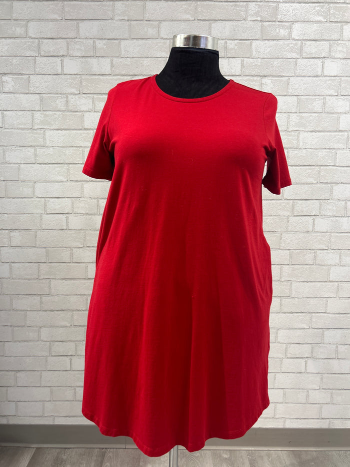 Red Short T-Shirt Dress - Universal Standard