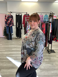 Floral V-Neck Top - Inoah