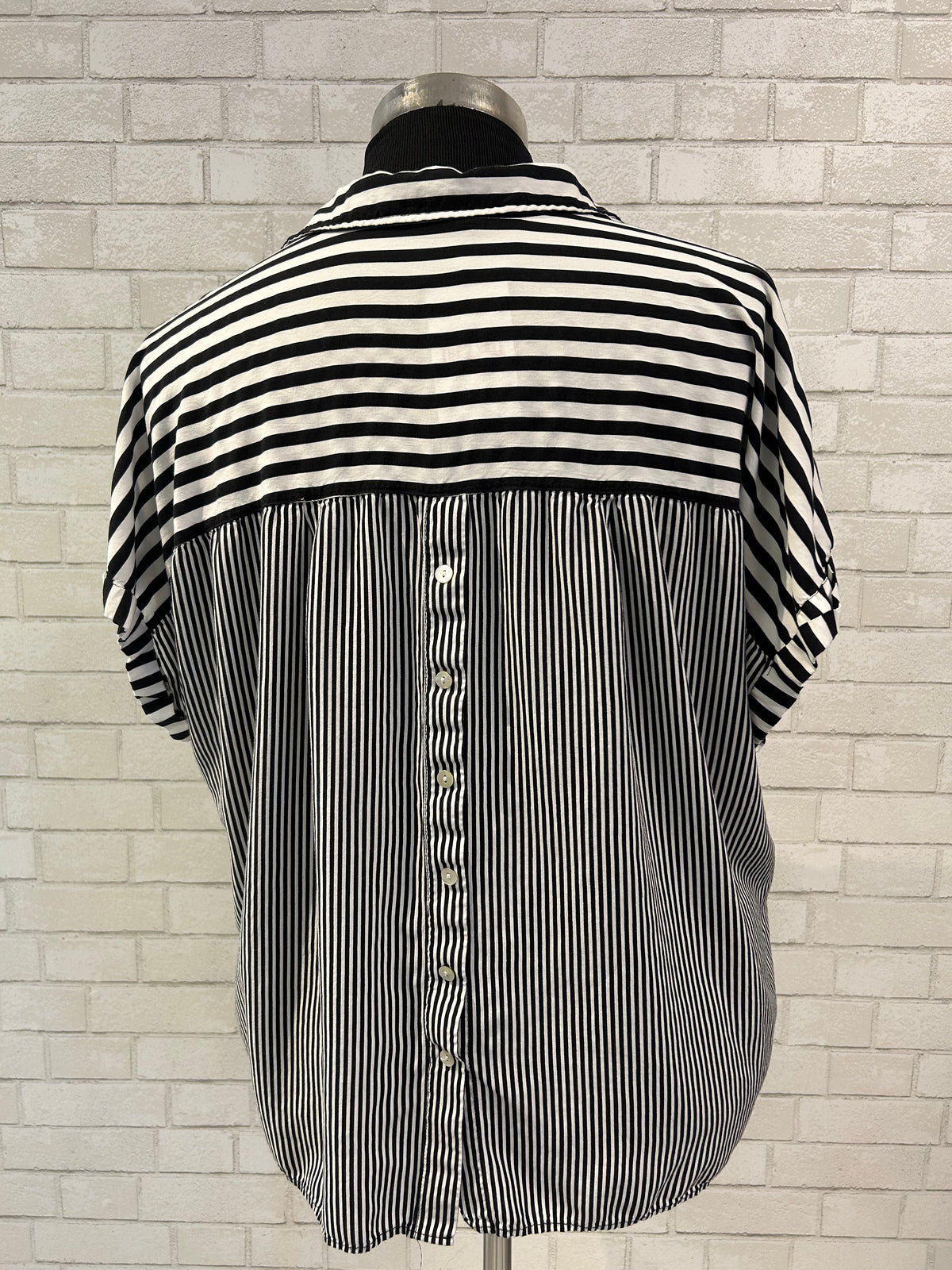 Black & White Mixed Strip Top - Jane + Delancey