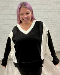 V-Neck Pullover | Black & White