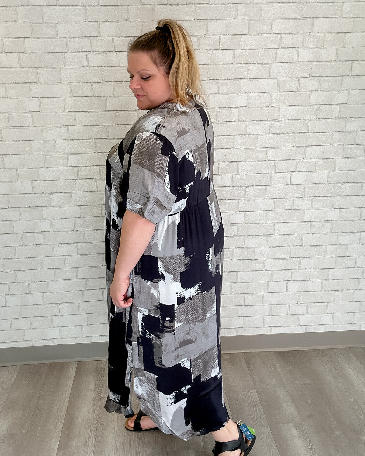 Abstract Greyscale Dress