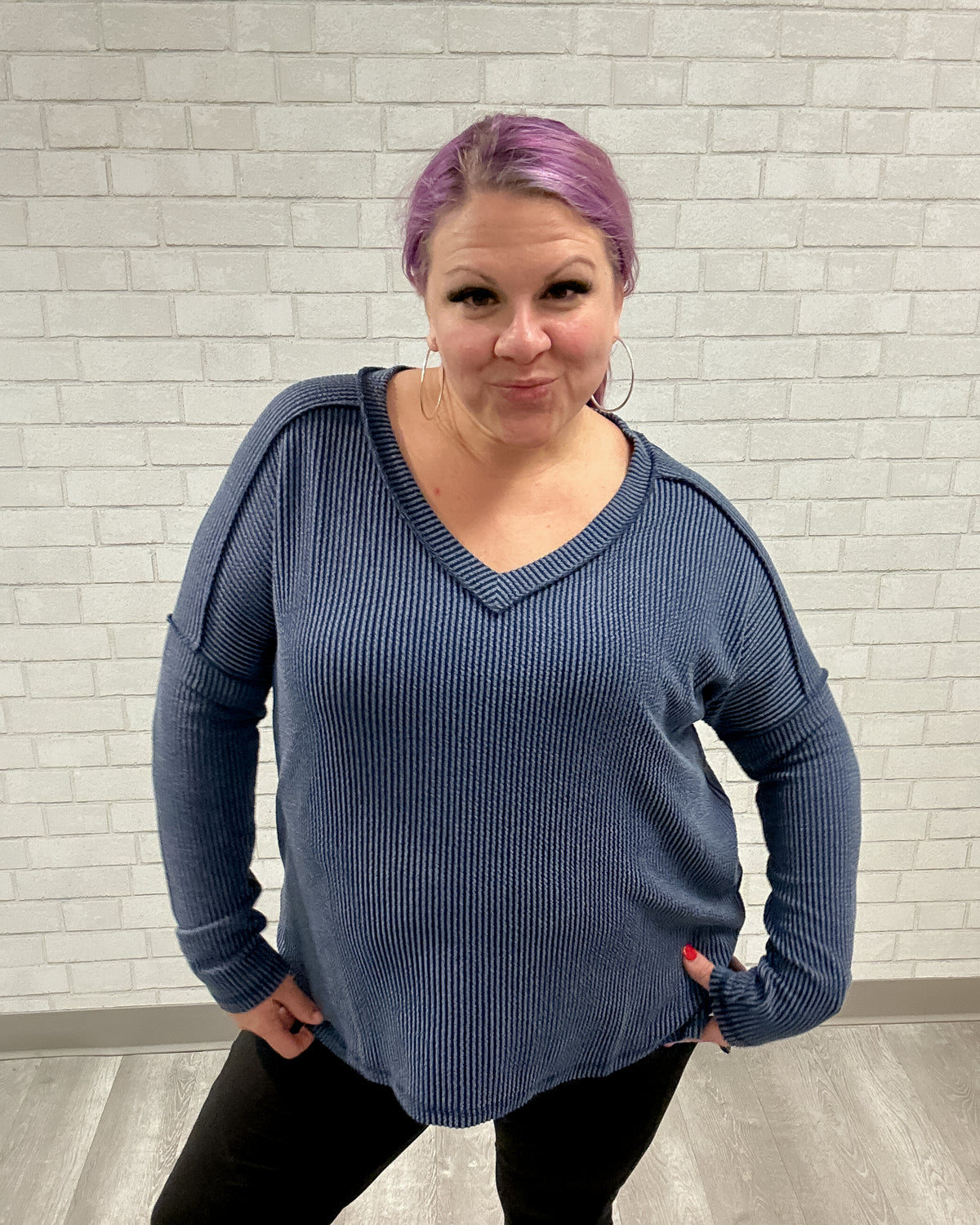 Raised Rib Long Sleeve V-Neck | Navy