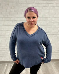 Raised Rib Long Sleeve V-Neck | Navy