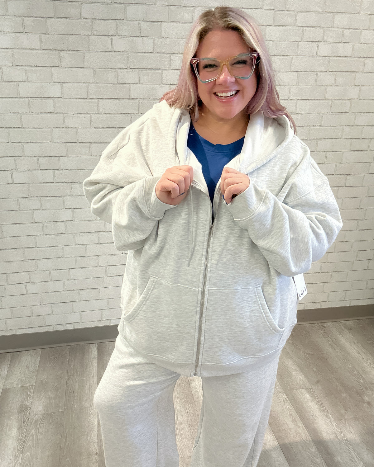 Off Duty Full Zip Hoodie | Heather Grey