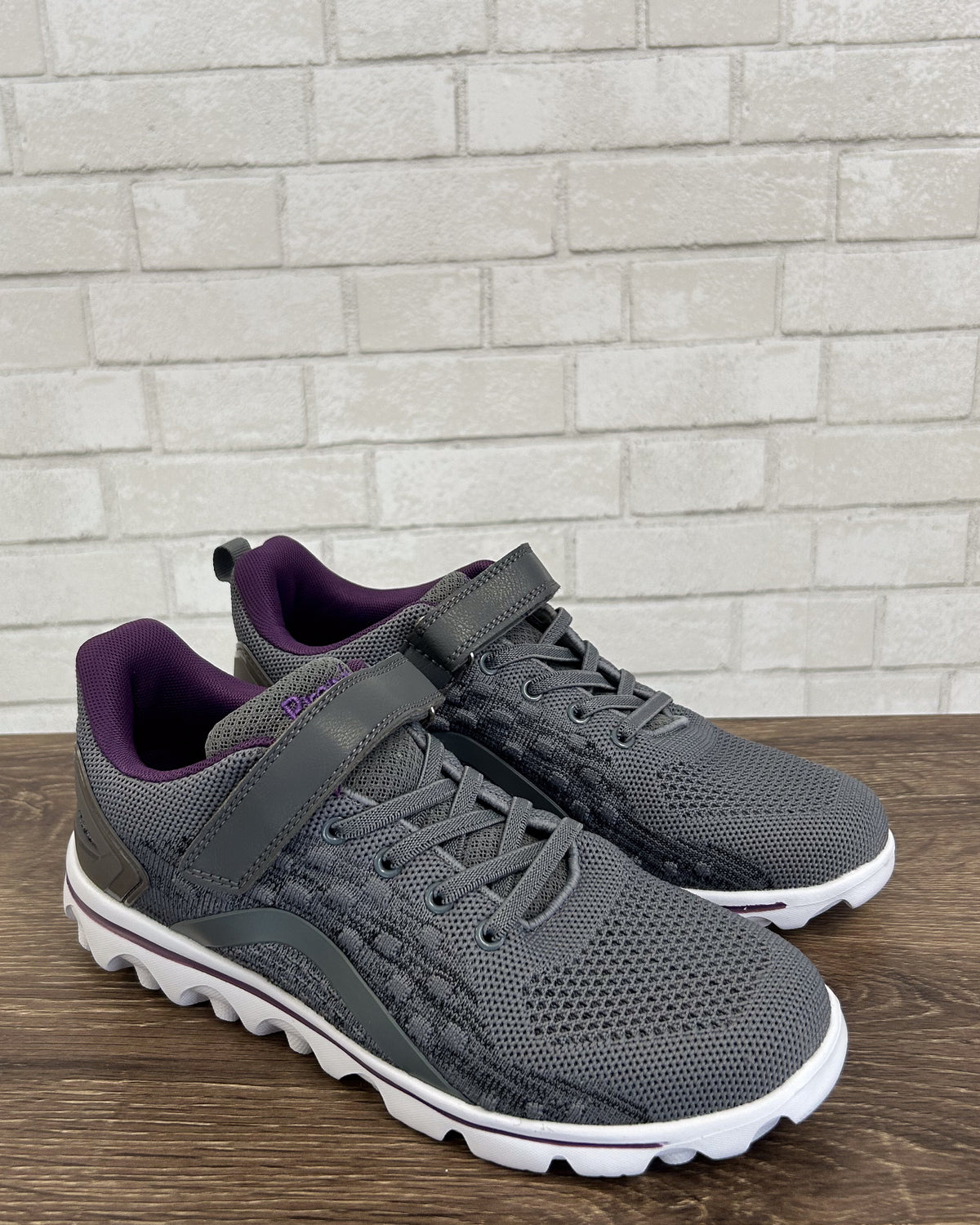 TravelActiv™ Axial FX | Grey & Purple | Wide