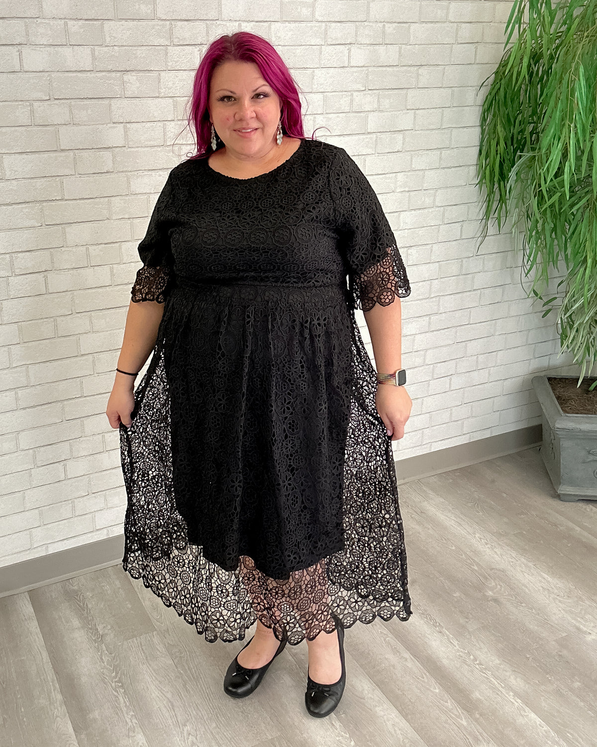 Lace Midi Dress | Black