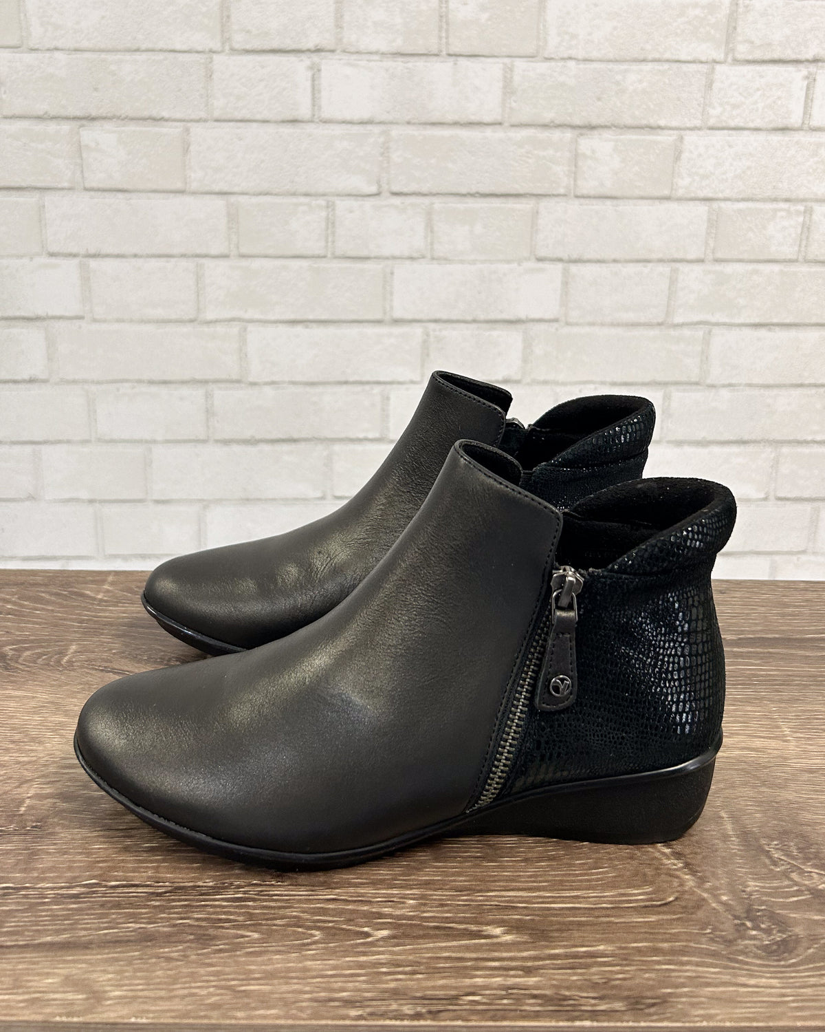 Damascus Bootie | Onyx/Black Lizard