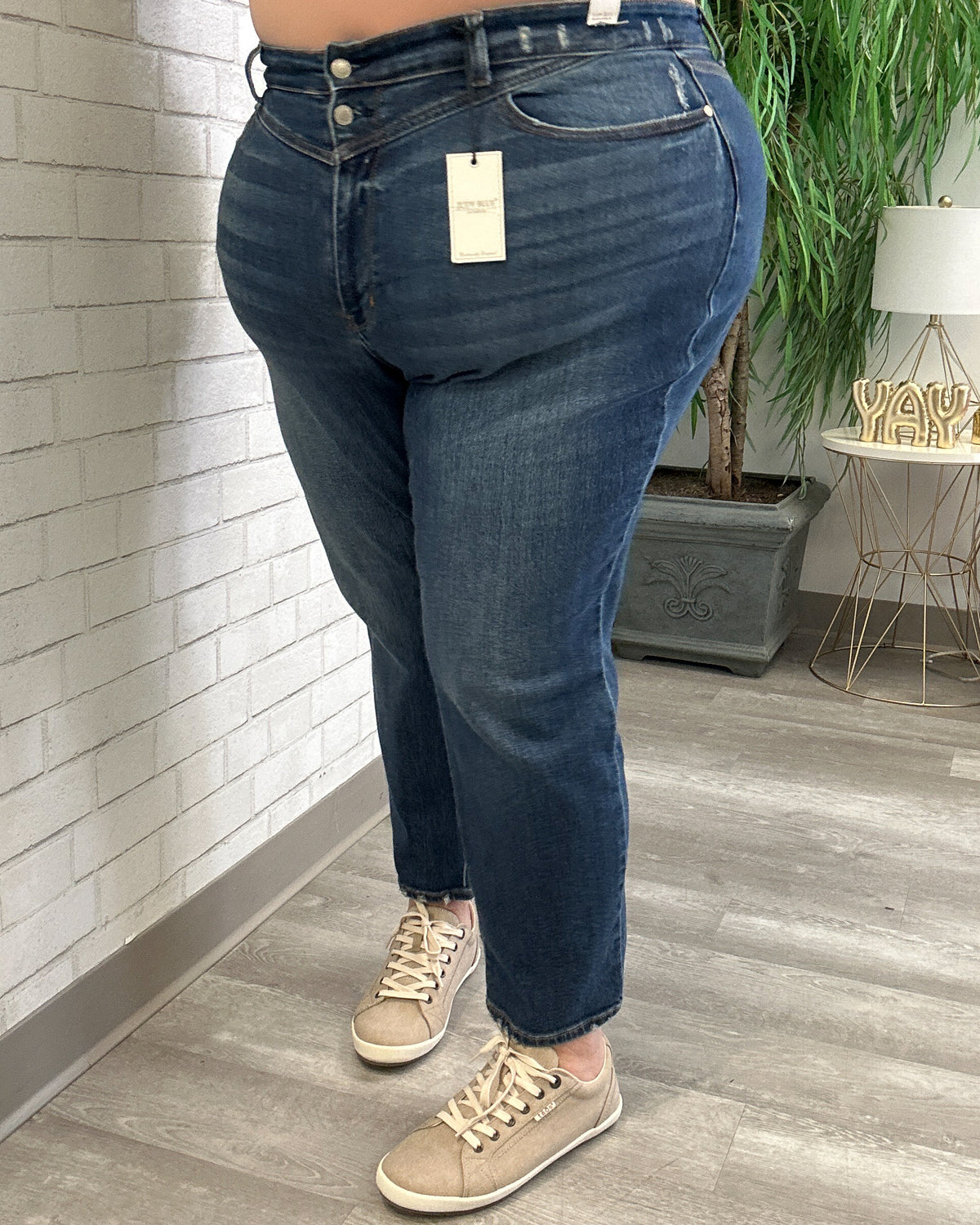 High Waist Front Yoke Slim Fit