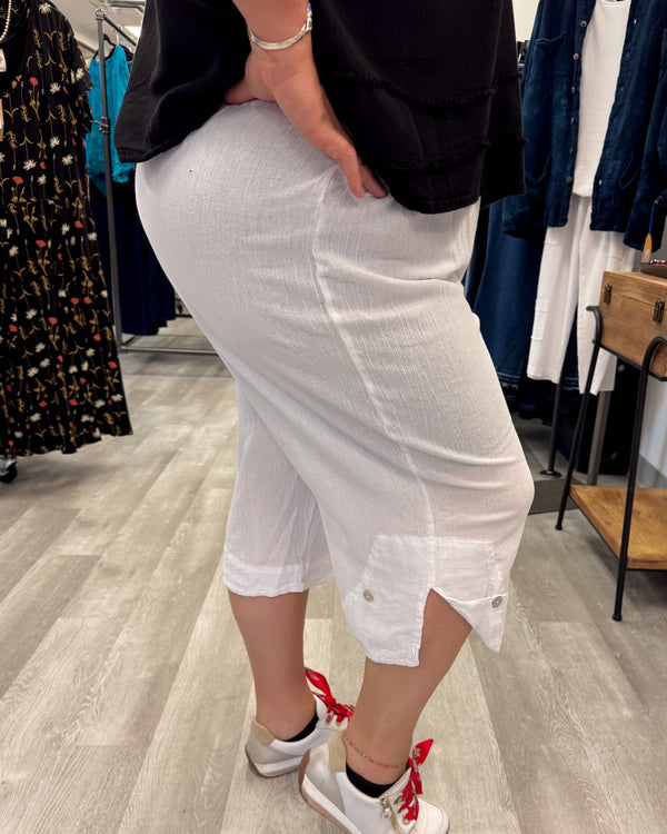 Beth Crop | Snow