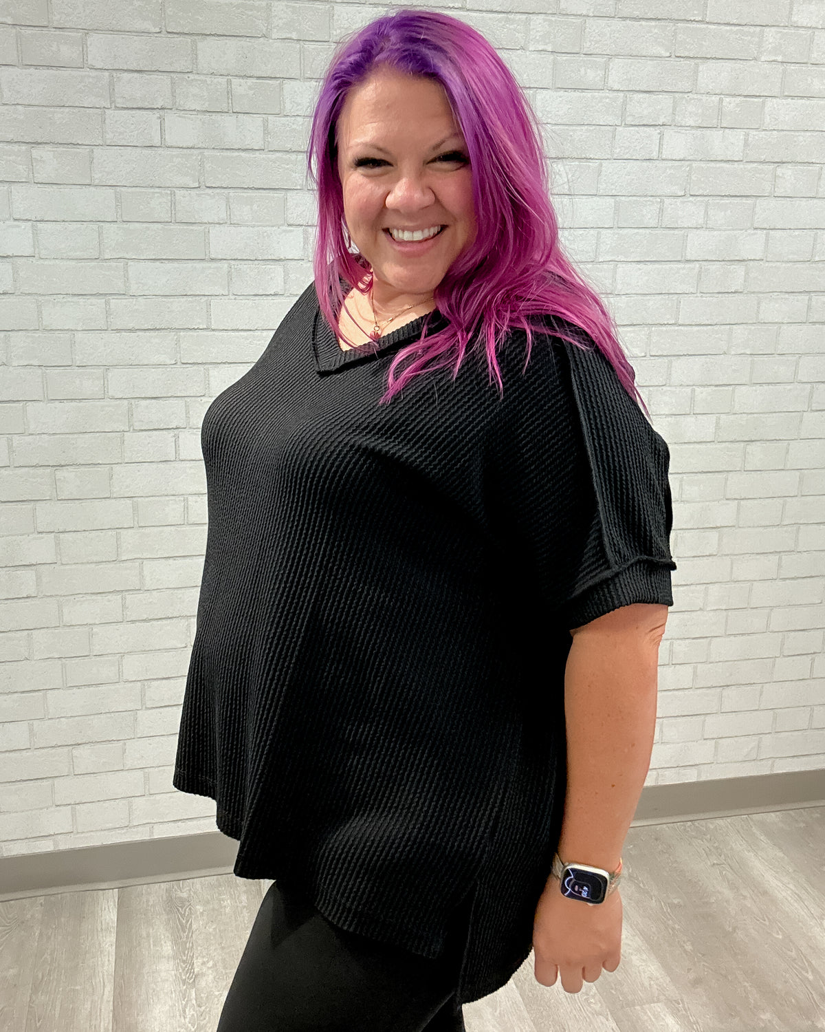 Urban Ribbed Hi-Low V-Neck Top | Black