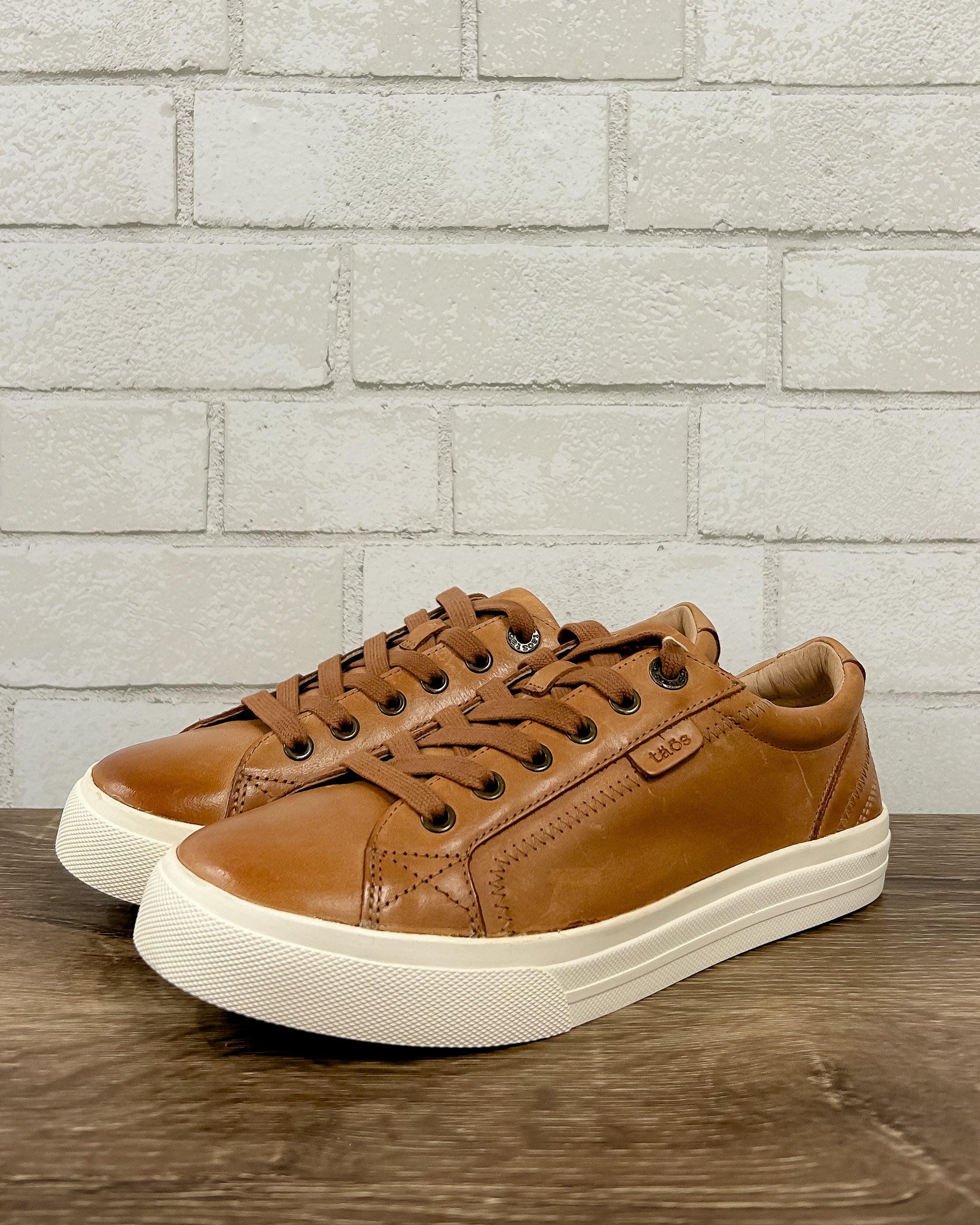 Taos sneakers wide width clearance